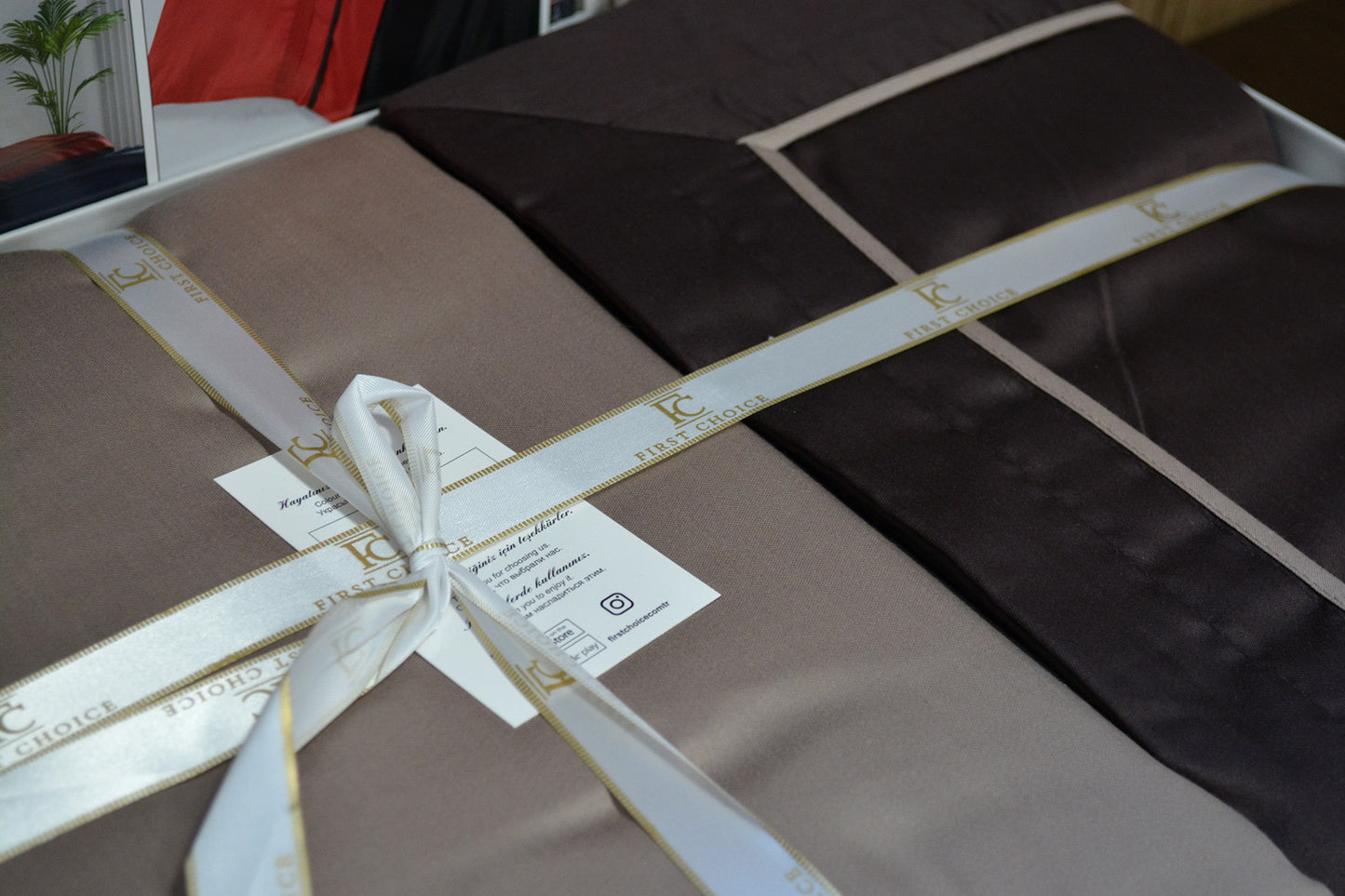 Постільна білизна Сатин Deluxe Satin Dark Serenity Brown Mink