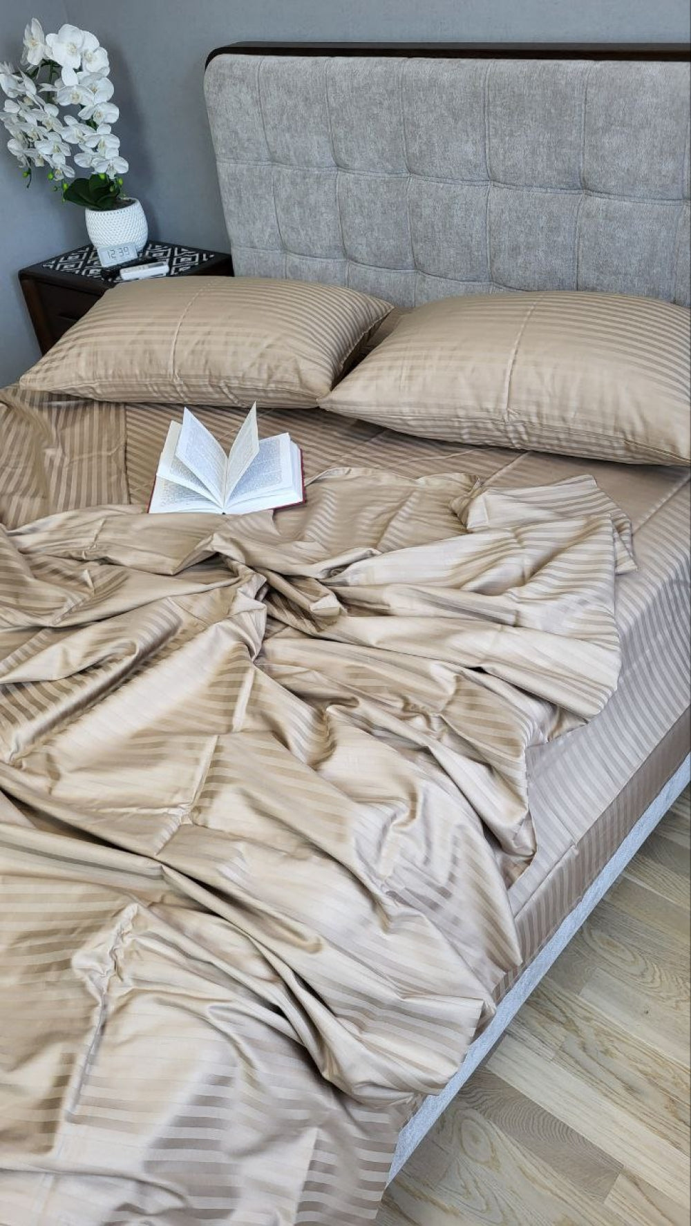 Постільна білизна Страйп сатин Stripe Lux Beige Tone 1/1см